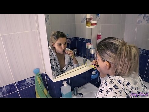 ❤️ פריצה עם צעירים בפיג'מה מסתיימים אוראלי בהצטיינות בתחת - לי שחור ❌ סרטון סקס ב-iw.hentai-id.ru ❌️❤